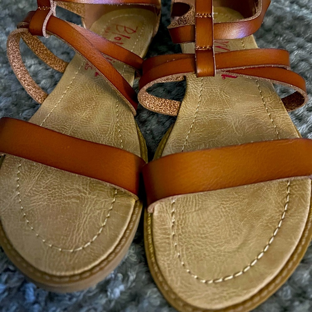 Little girls brown sandals